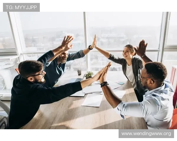 问鼎娱乐官方合作伙伴名单详尽介绍合作项目推动行业资源整合与共同发展