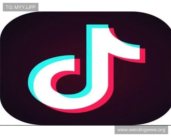 问鼎娱乐手机版APP为用户打造个性化的娱乐推荐和智能搜索功能